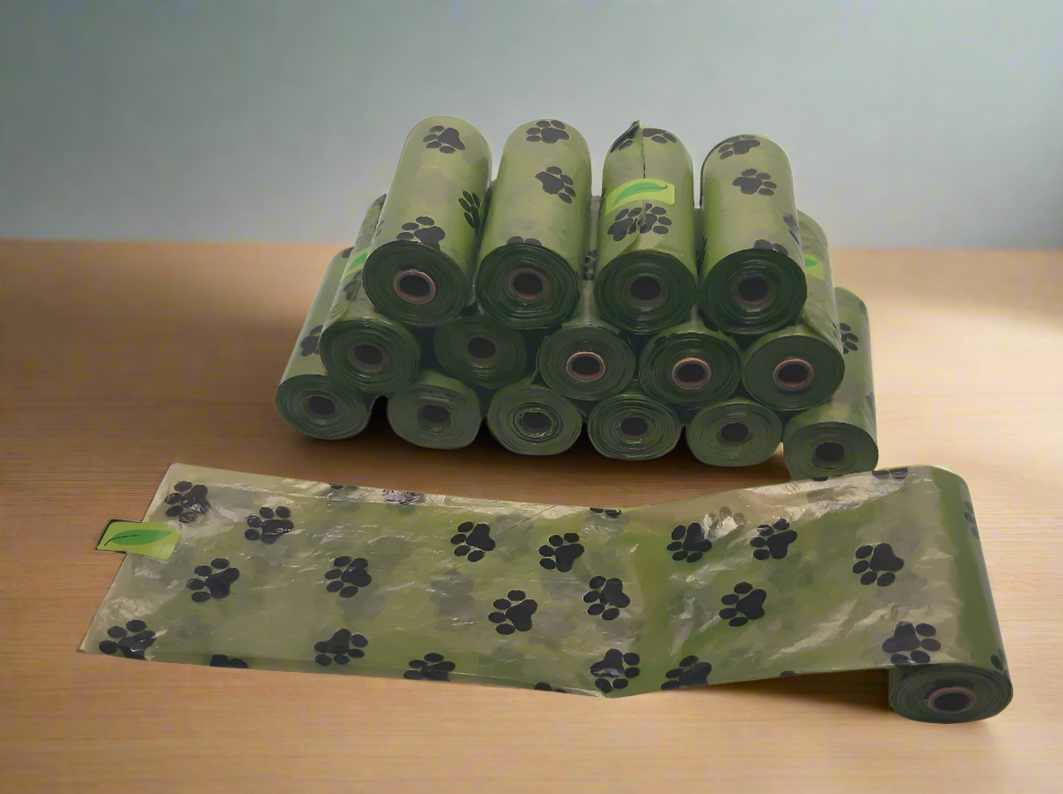 Green Poop / Waste Bags, 240 count ( 16 Rolls of 15 bags each )
