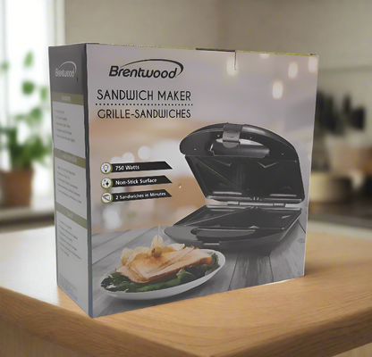 Brentwood Sandwich Maker with Locking Lid, Non-Stick, Black and Silver